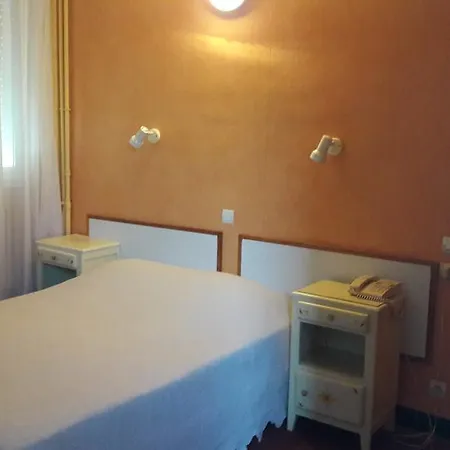 Le Saint Georges Hotel 2*